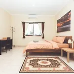 Hotel La Costa Central